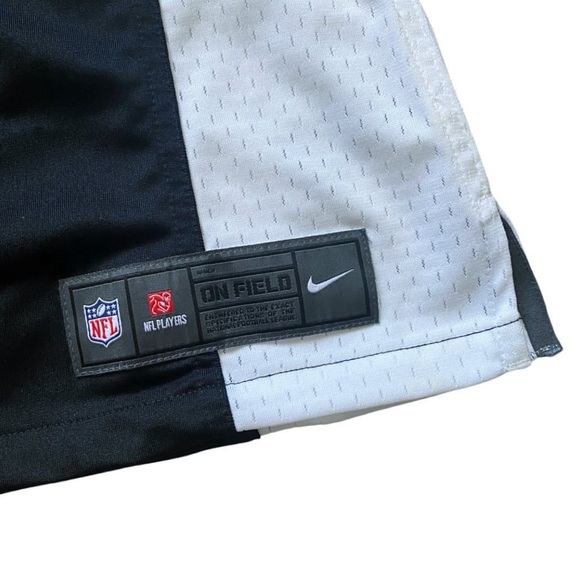 Nike NFL Cincinnati Bengals AJ Green No. 18 Women’s Jersey - Picture 5 of 11